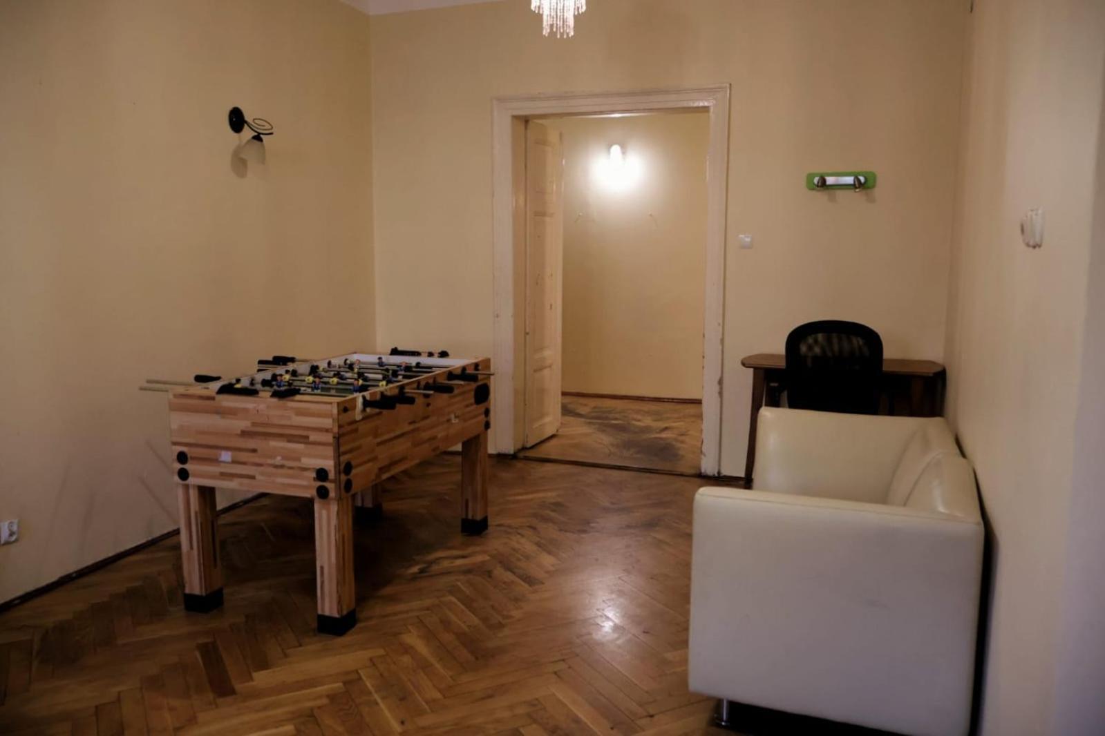 50 People Apartment Краків Екстер'єр фото