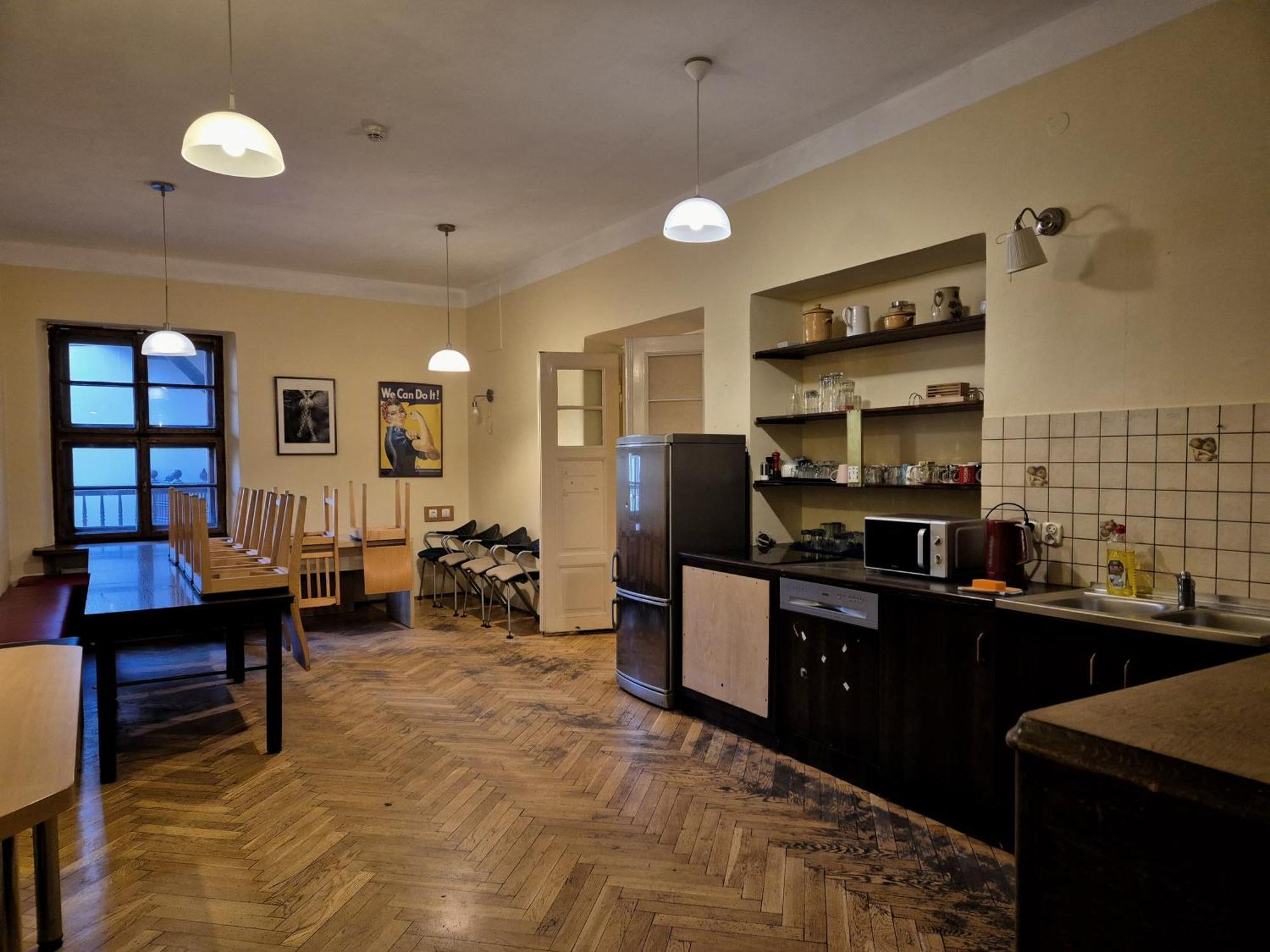 50 People Apartment Краків Екстер'єр фото